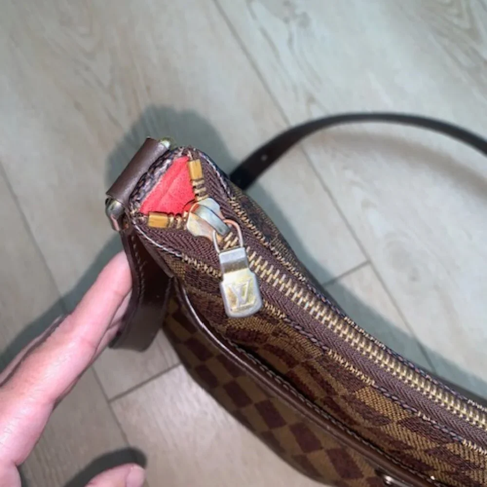 Louis Vuitton Bloomsbury PM Damier Ebene Crossbody‎ Bag 🤎